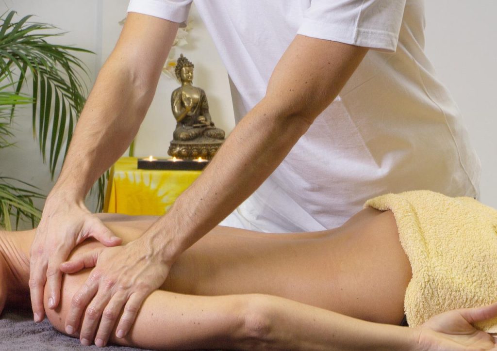 Massage en betere nachtrust: ontspanningstechniek voor verbeterde slaapkwaliteit en stress verlaging